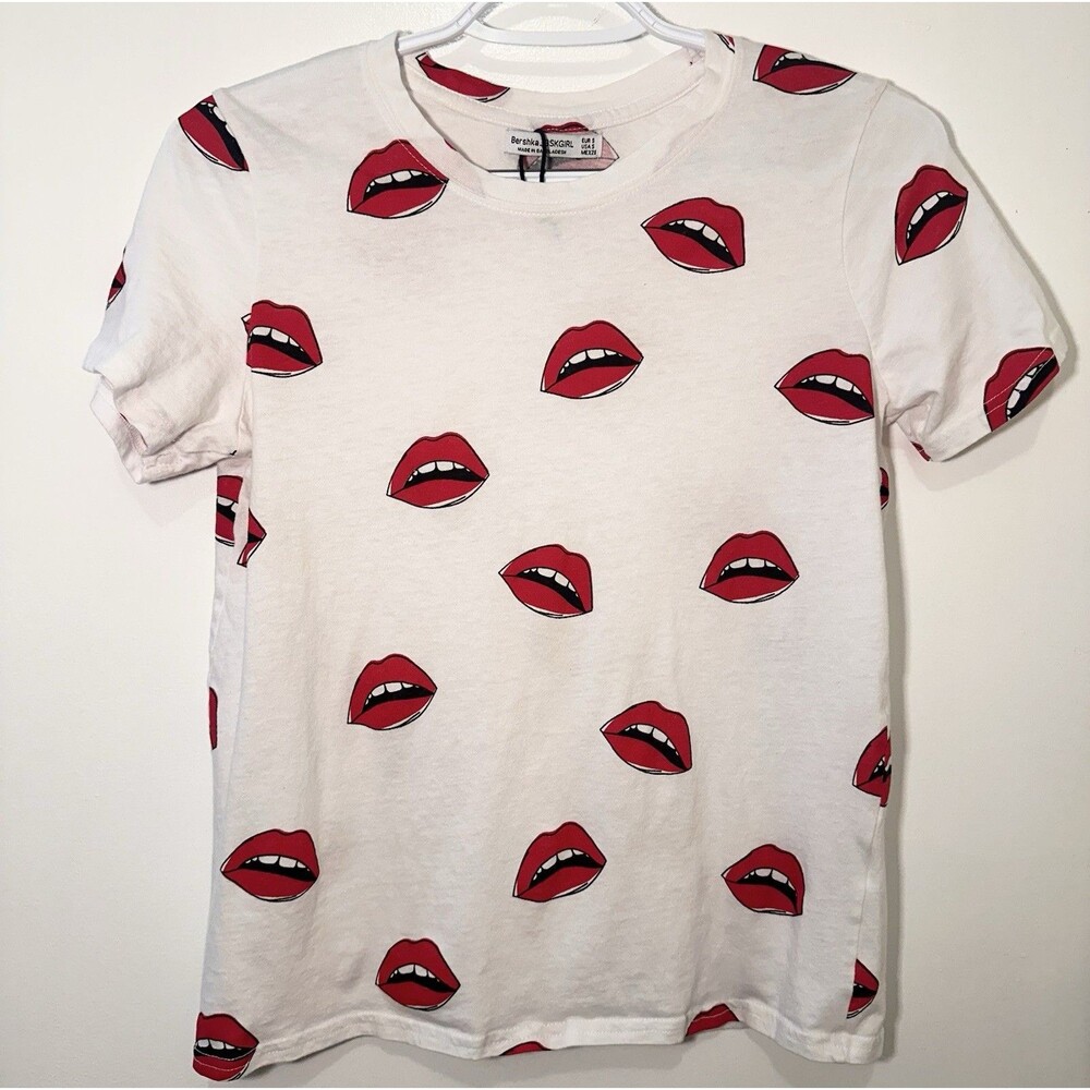 Bershka BSK Girl Lips Graphic T Shirt White Red Y2K Tee Women’s Small